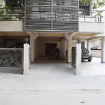 Luxurious Modern 2Bhk Prime Location Delhi