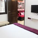 Luxurious Modern 2Bhk Prime Location Delhi