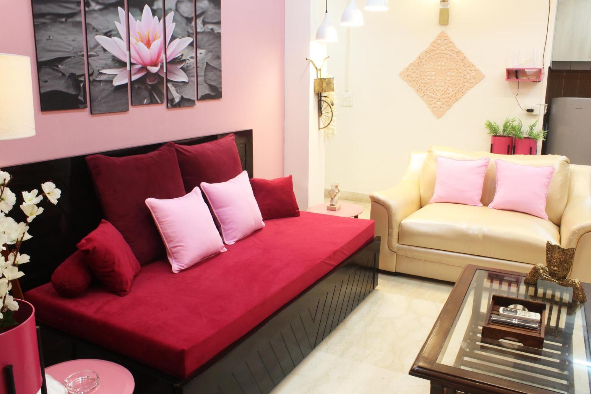 Luxurious Modern 2bhk Prime Location Delhi Apartment